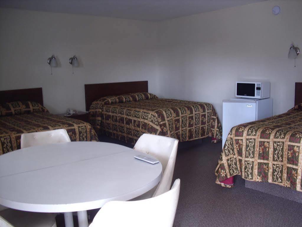 Penn Amish Motel Denver Exterior photo